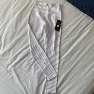 BRAND NEW GLYDER YOGA PANT